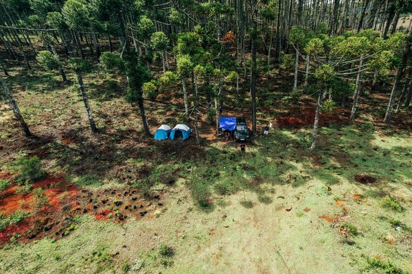 Camping dans le lot : immersion nature entre vallées secrètes et villages d'exception